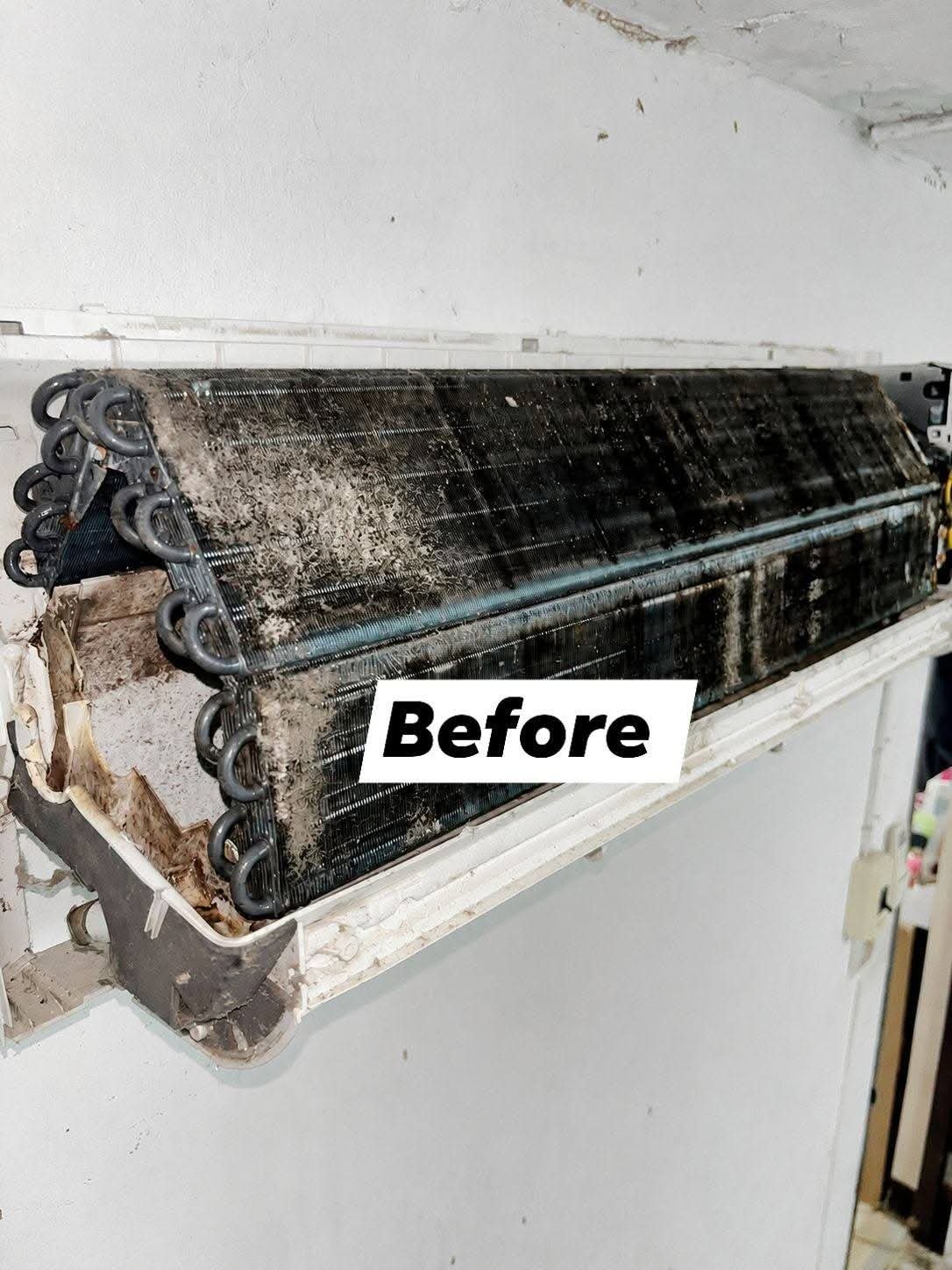 Split aircond before RumahPro cleaning, heavy dust build-up on evaporator
