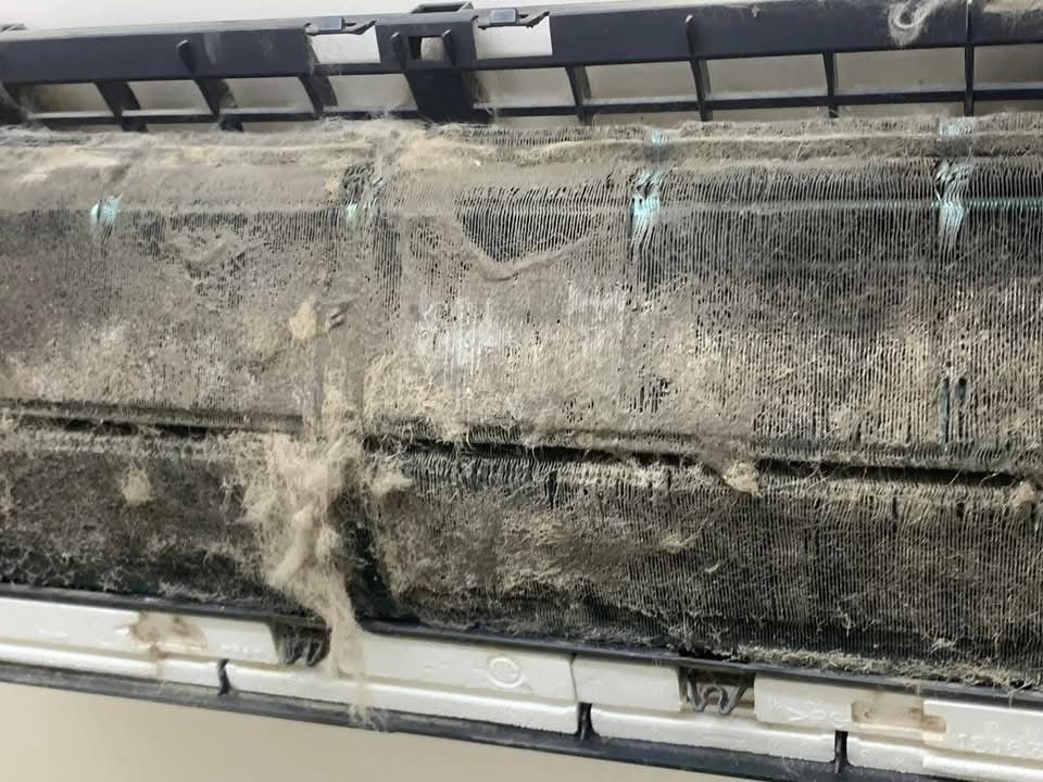 RumahPro Kuala Lumpur aircond servicing on residential split unit